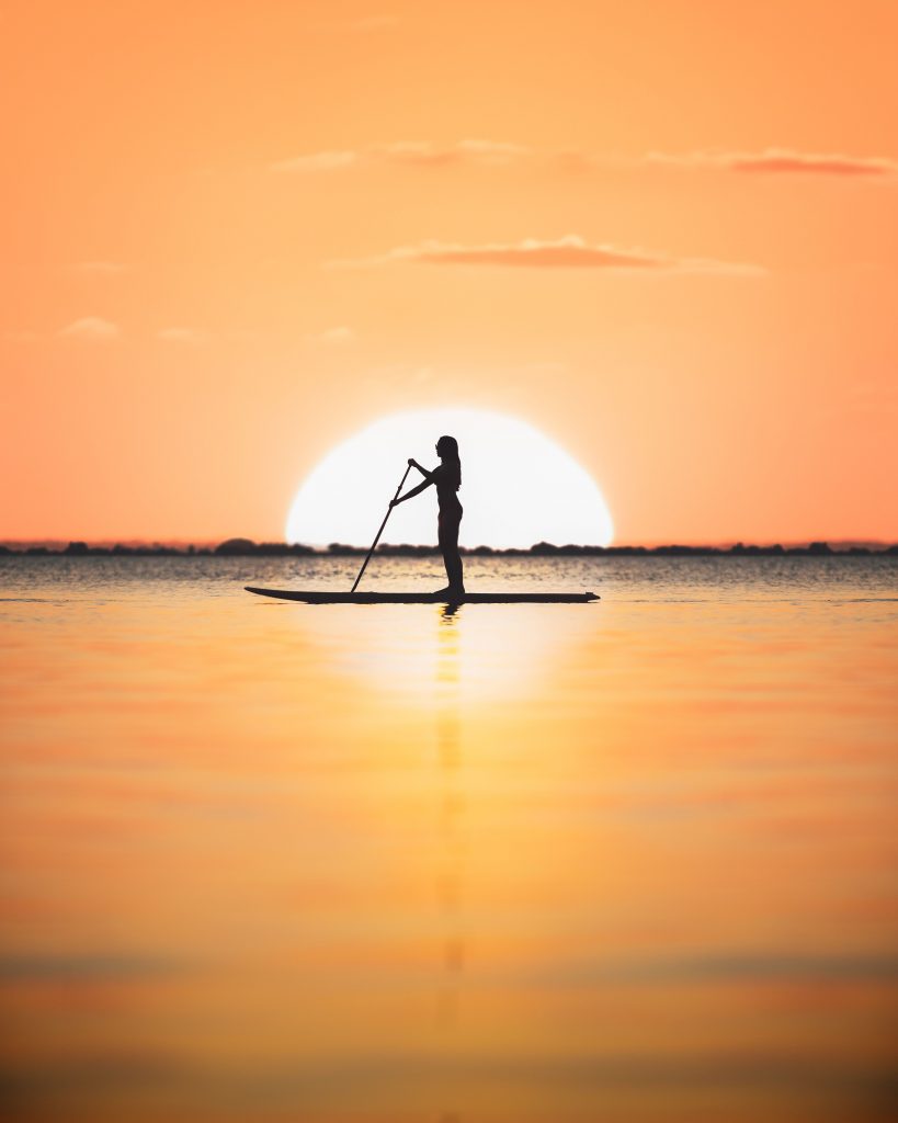 paddle board